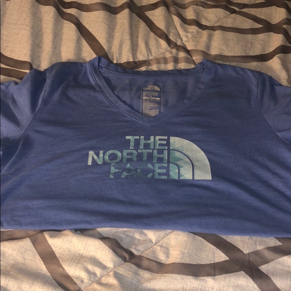 North Face V neck Classic fit size XL